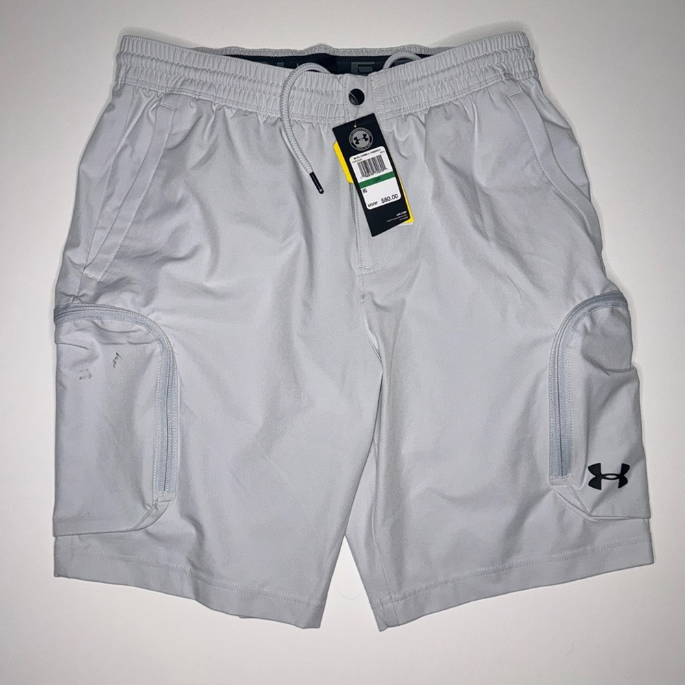New With Tags Under Armour UA Unstoppable Woven Cargo Shorts Sz Large Color Gray